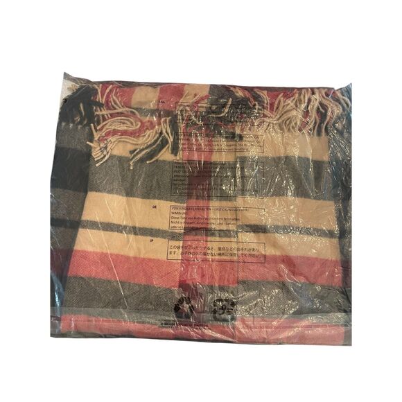 NWT QVC Belle by Kim Gravel Ruana Wrap Tartan Plaid Blanket Sweater Holiday Cozy - Picture 8 of 9